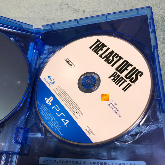 PlayStation4(プレイステーション4)のThe Last of Us Part II（ラスト・オブ・アス パートII）  エンタメ/ホビーのゲームソフト/ゲーム機本体(家庭用ゲームソフト)の商品写真