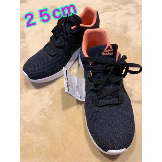 リーボック(Reebok)のReebok スニーカー　25cm  LL  タグ付　合皮　サーモンピンク　(スニーカー)