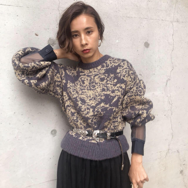 Ameri VINTAGE(アメリヴィンテージ)のAmeri vintage  DAMASK JACQUARD KNIT レディースのトップス(ニット/セーター)の商品写真