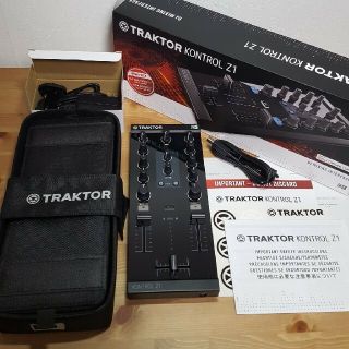 TRAKTOR KONTROL Z1 & 専用ケース