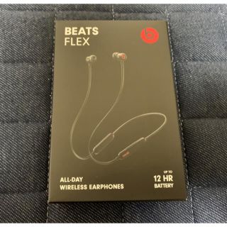 アップル(Apple)のBEATS FLEX ブラック ワイヤレスイヤホン(ヘッドフォン/イヤフォン)