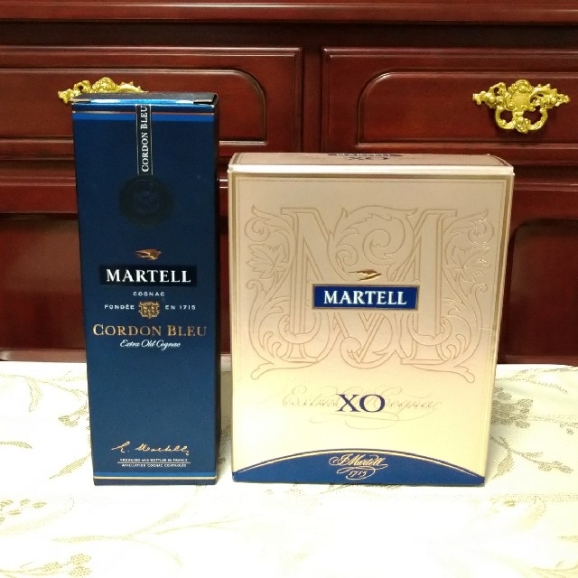 【MARTELL】XO、コルドンブルー 食品/飲料/酒の酒(ブランデー)の商品写真