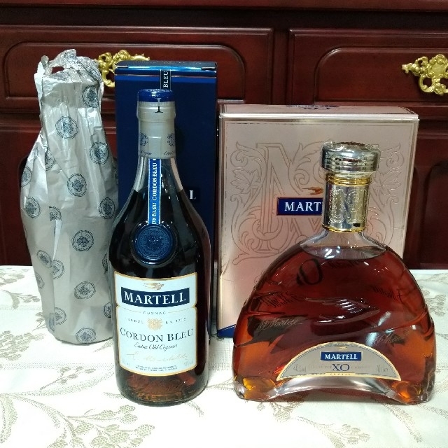 【MARTELL】XO、コルドンブルー 食品/飲料/酒の酒(ブランデー)の商品写真