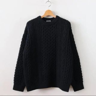 ワンエルディーケーセレクト(1LDK SELECT)のAURALEE FRENCH MERINO ARAN KNIT セーター　ニット(ニット/セーター)