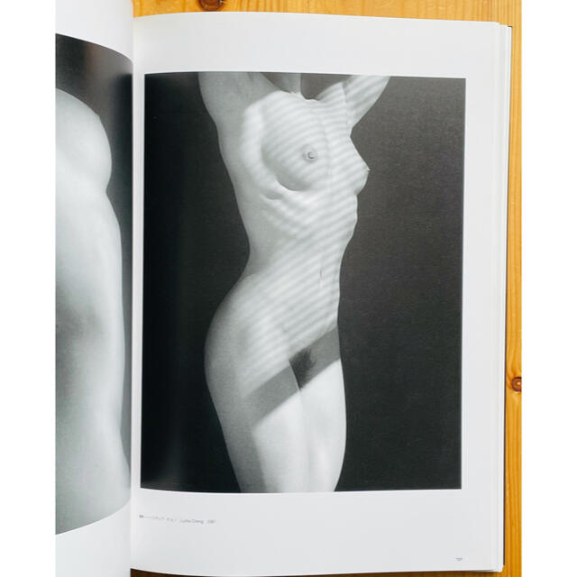 【希少】ロバートメイプルソープ展 レンズからとらえた衝撃と静粛の世界 1996年 エンタメ/ホビーの本(アート/エンタメ)の商品写真