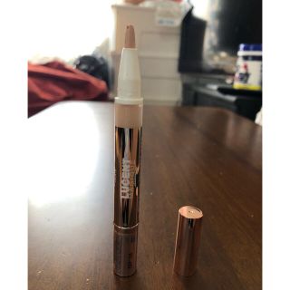 ロレアルパリ(L'Oreal Paris)のロレアルパリ　ルーセントマジックスカルプディングデザイナー(コンシーラー)