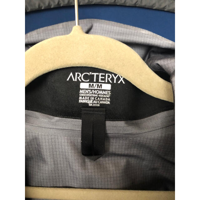 試着のみ Arc’teryx Black Alpha SVS/Pバードエイドあり