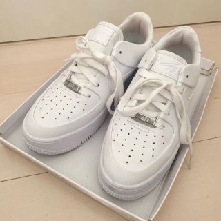 ナイキ(NIKE)の ナイキ　エアフォース1　SAGE LOW セージロウ　ウィメンズレディース (スニーカー)