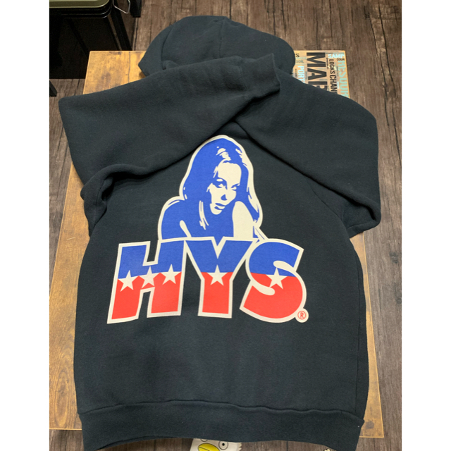 人気アイテム HYSTERIC GLAMOUR - ヒステリックグラマービックパーカー 『炎炎ノ消防隊』 ヒステリックグラマー ナイロンパーカー パーカー