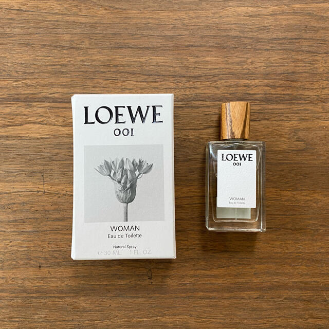 最高品質の LOEWE - LOEWE 001 WOMAN  Eau de Toilette 30ml 香水(女性用)