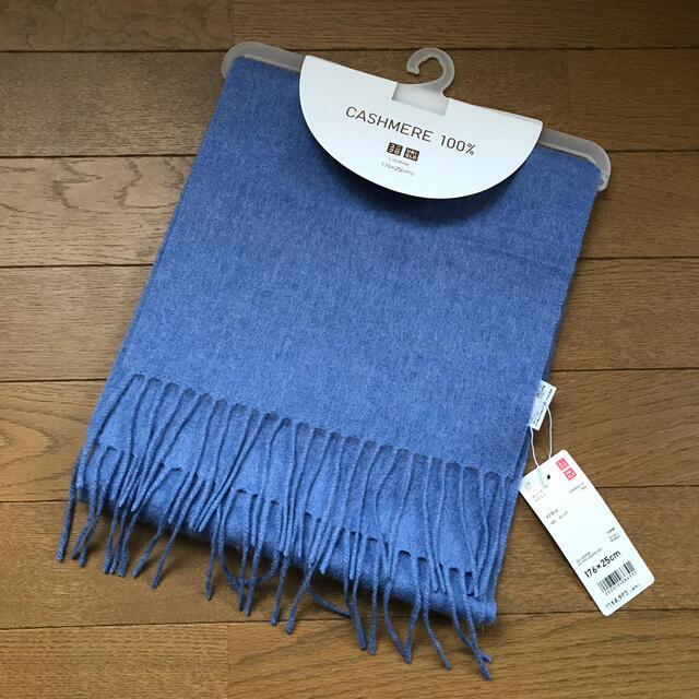 UNIQLO - ユニクロ カシミヤ100%マフラーの通販 by すみれ's shop ...