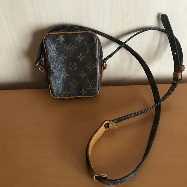 廃盤LOUIS VUITTON ショルダーバッグ