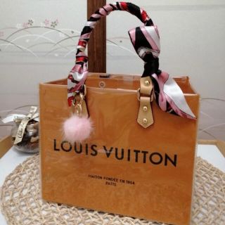 ルイヴィトン(LOUIS VUITTON)の期間限定　LOUIS VUITTON ヴィトン  ハンドバッグ　ノベルティー(ハンドバッグ)