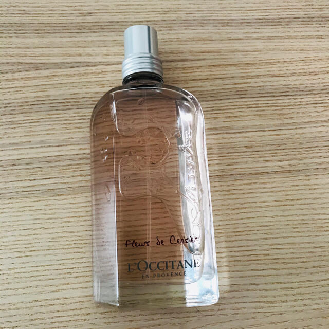 L'OCCITANE(ロクシタン)のロクシタン チェリーブロッサム オードトワレ コスメ/美容の香水(香水(女性用))の商品写真