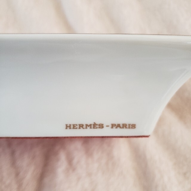 Hermes ※1月末までの出品の通販 by sskpanda's shop｜エルメスならラクマ - HERMES 灰皿 大特価在庫
