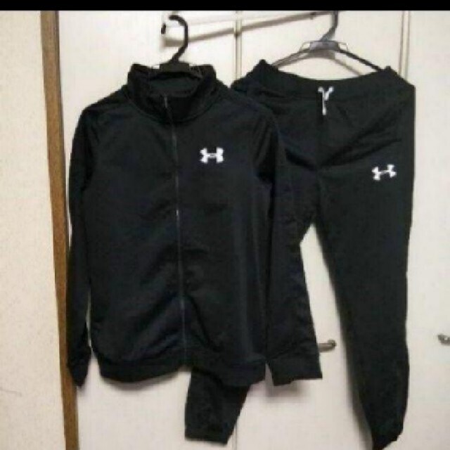 UNDER ARMOUR(アンダーアーマー)の新品SALE！アンダーアーマー 裏トリコット ジャージ上下セット140 キッズ/ベビー/マタニティのキッズ服男の子用(90cm~)(ジャケット/上着)の商品写真