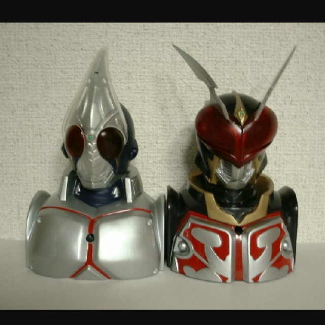 Banpresto 非売品 仮面ライダー剣 ブレイド ライトアップ胸像モデル 全2種セットの通販 By Rin S Shop バンプレストならラクマ Banpresto 非売品 仮面ライダー剣 ブレイド ライトアップ胸像モデル 全2種セットの通販 By Rin S Shop バンプレストならラクマ
