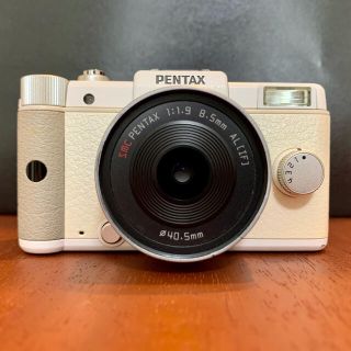 ペンタックス(PENTAX)のPENTAX Q 初代　ミラーレス一眼　ボディ+標準単焦点レンズ　希少(ミラーレス一眼)