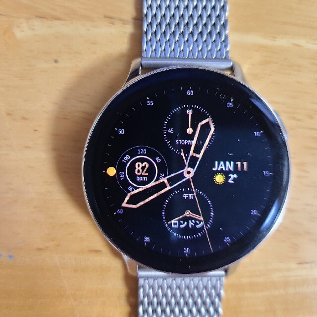 Galaxy(ギャラクシー)の★美品Galaxy Watch Active 2 シルバー ステンレス★ メンズの時計(腕時計(デジタル))の商品写真