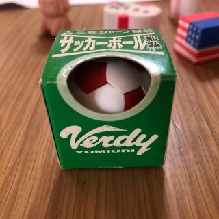 ミツビシ(三菱)のヴェルディー読売　Verdy Yomiuri  サッカーボール消しゴム(消しゴム/修正テープ)