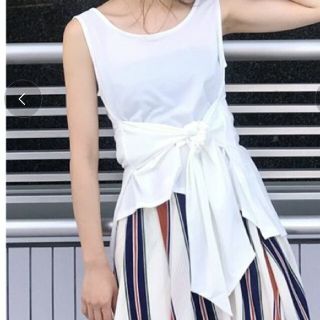 ムルーア(MURUA)のMURUA  Tシャツカットソー　新品(カットソー(半袖/袖なし))