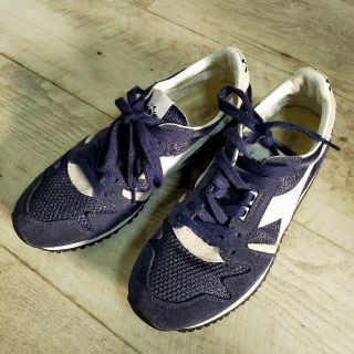 ディアドラ(DIADORA)のdiadora ディアドラ スニーカー 26.5㌢ 紺色(スニーカー)