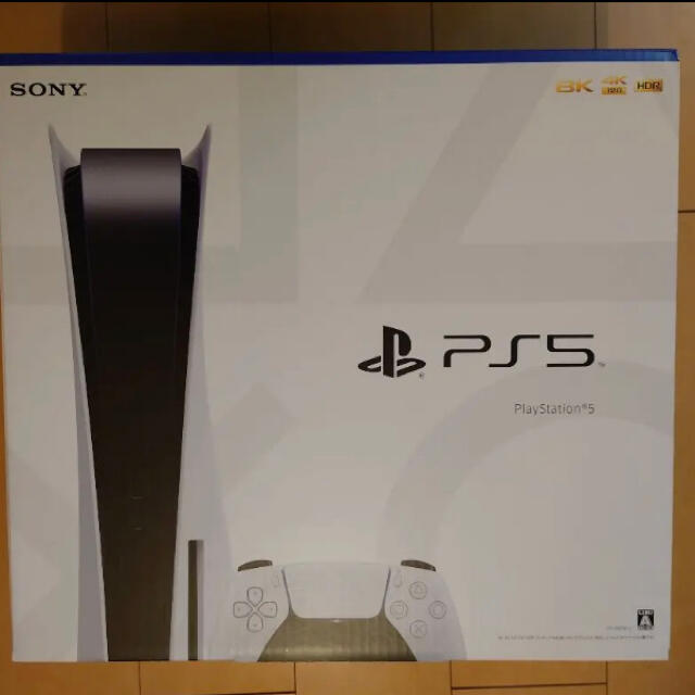 PlayStation(プレイステーション)のPlayStation5(PS5)本体　新品未開封品 エンタメ/ホビーのゲームソフト/ゲーム機本体(家庭用ゲーム機本体)の商品写真