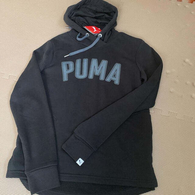 PUMA(プーマ)のプーマ　パーカー　PUMA レディースのトップス(パーカー)の商品写真