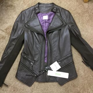 ザラ 本革ジャケット ライダースジャケット レディース の通販 11点 Zaraのレディースを買うならラクマ ザラ 本革ジャケット ライダースジャケット レディース の通販 11点 Zaraのレディースを買うならラクマ