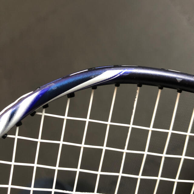 YONEX(ヨネックス)のヨネックス　アストロクス100zz  3u5 日本製 スポーツ/アウトドアのスポーツ/アウトドア その他(バドミントン)の商品写真