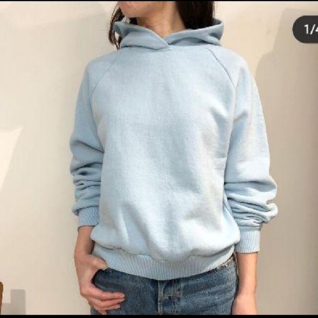 Shinzone(シンゾーン)のコモンフーディー HOODIE 値下げ中 レディースのトップス(パーカー)の商品写真