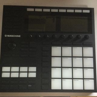 Native Instruments　Maschine MK3 ライセンス譲渡(MIDIコントローラー)