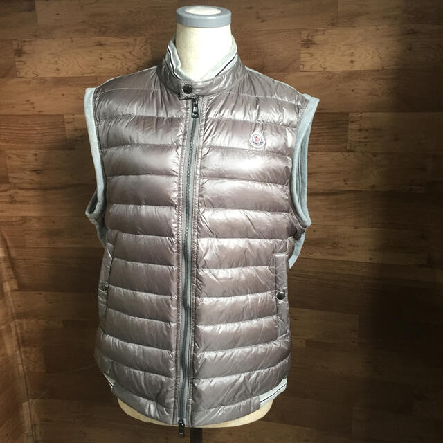 Moncler お値下げ モンクレール ダウンベスト マグリアカーディガン グレー サイズ3xlの通販 By あられ モンクレールならラクマ Moncler お値下げ モンクレール ダウンベスト マグリアカーディガン グレー サイズ3xlの通販 By あられ モンクレールならラクマ