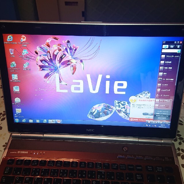 NEC(エヌイーシー)のNEC LaVie LL750/F スマホ/家電/カメラのPC/タブレット(ノートPC)の商品写真