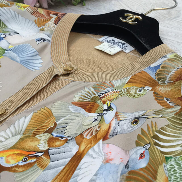 Hermes(エルメス)のエルメス　♡ シルク　カーディガン　♡ 38 ♡ 大幅値下げ レディースのトップス(カーディガン)の商品写真