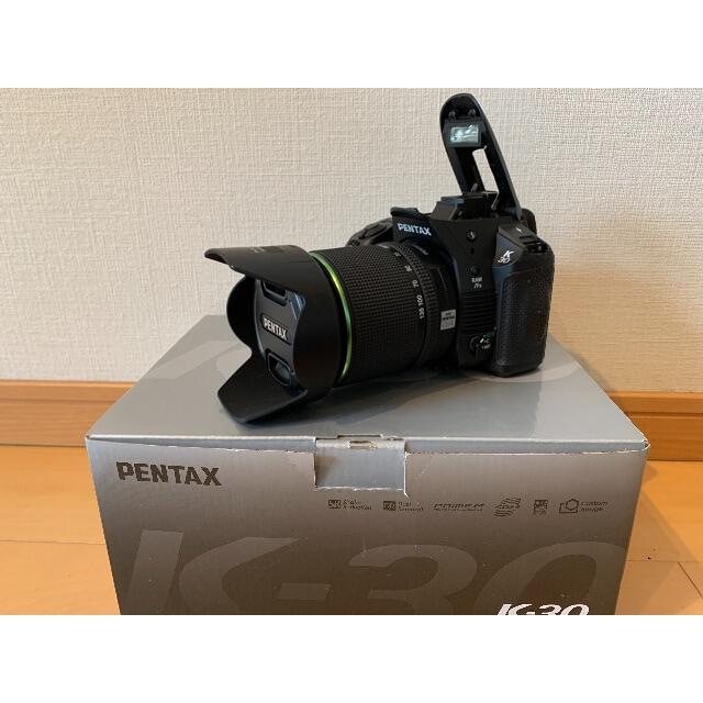 【品】PENTAX K-30 一眼レフカメラ 18-135mmレンズスマホ/家電/カメラ