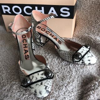 ロシャス(ROCHAS)の新品未使用‼︎ROCHASロシャス蛇柄パンプス　ヘビガラ(ハイヒール/パンプス)