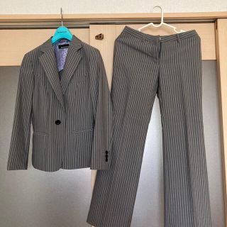 【美品】She loves suits 夏用 パンツスーツ(スーツ)