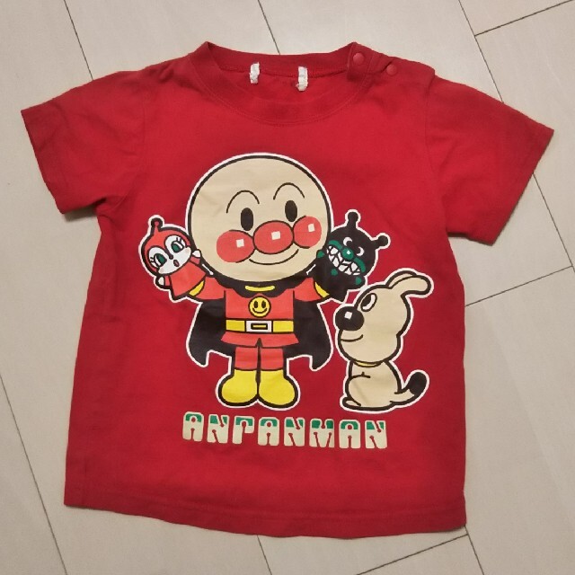 アンパンマン(アンパンマン)のアンパンマンTシャツ キッズ/ベビー/マタニティのキッズ服男の子用(90cm~)(Tシャツ/カットソー)の商品写真