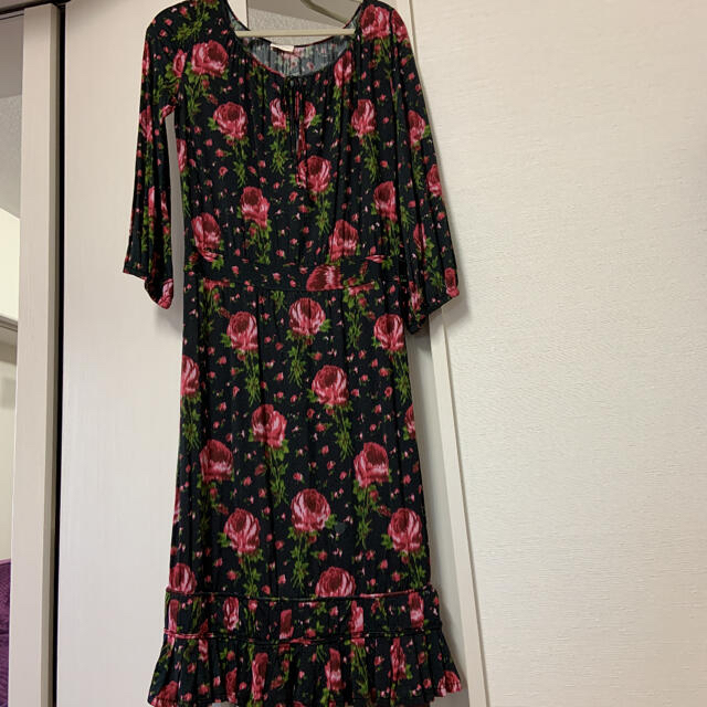 極美品VALENTINOヴァレンティノ ワンピース トレンド 63.0%OFF