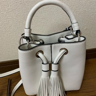 zara ショルダーバッグ ホワイト
