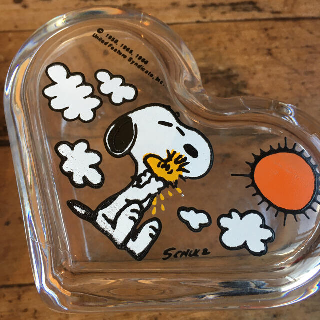 SNOOPY - スヌーピー レトロ ガラス製 ハート 小物入れ 難ありの