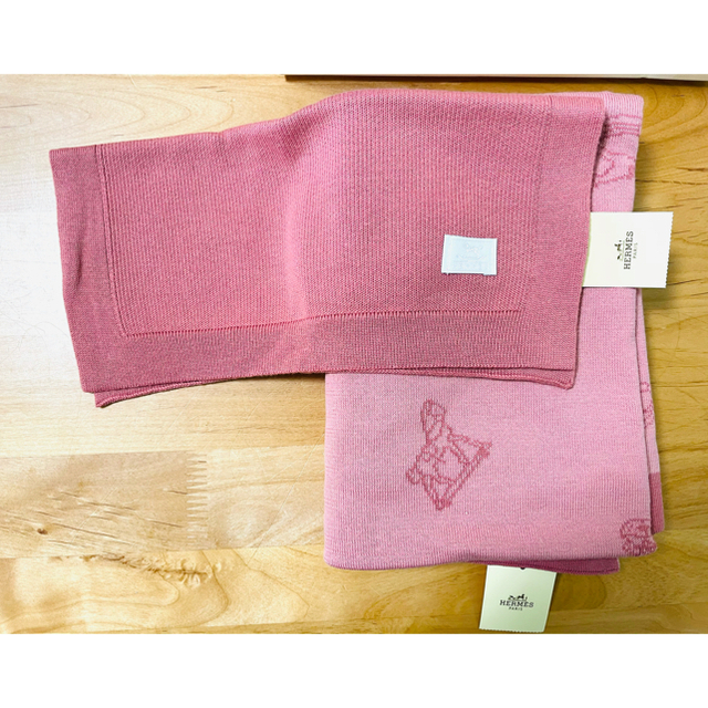Hermes - エルメス 未使用☆木馬柄ブランケットとタオル 2色セット の Hermes - エルメス 未使用☆木馬柄ブランケットとタオル 2色セット の