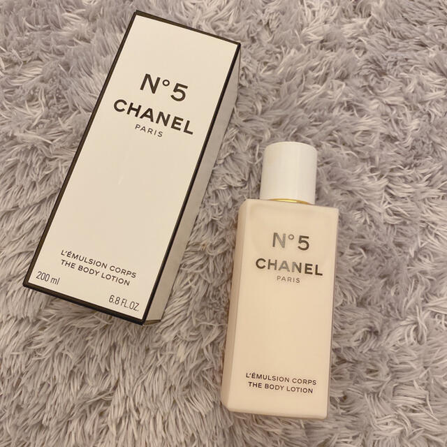 CHANEL(シャネル)のCHANEL ザ ボディ ローション　200ml コスメ/美容のボディケア(ボディローション/ミルク)の商品写真