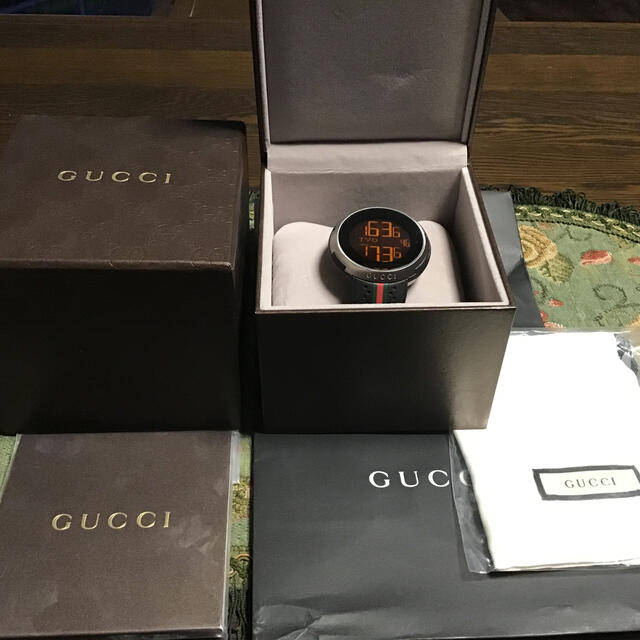 Gucci(グッチ)のGUCCIの腕時計 メンズの時計(腕時計(デジタル))の商品写真