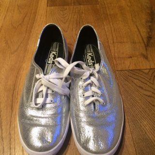 ケッズ(Keds)のkedsシルバーカラー スニーカーsayo0126様専用(スニーカー)