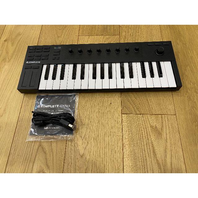 Native　Instruments　Komplete　Kontrol　M32　MIDIコントローラー