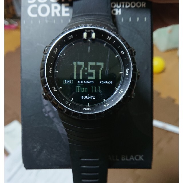 SUUNTO(スント)のSUUNTO CORE スントコア オールブラック メンズの時計(腕時計(デジタル))の商品写真