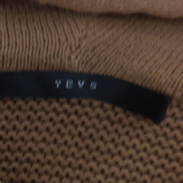 YEVS(イーブス)のYEVS ニット ポンチョ キャメル レア物 レディースのジャケット/アウター(ポンチョ)の商品写真