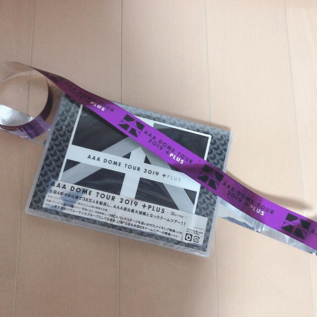 AAA　DOME　TOUR　2019　＋PLUS Blu-ray エンタメ/ホビーのDVD/ブルーレイ(ミュージック)の商品写真